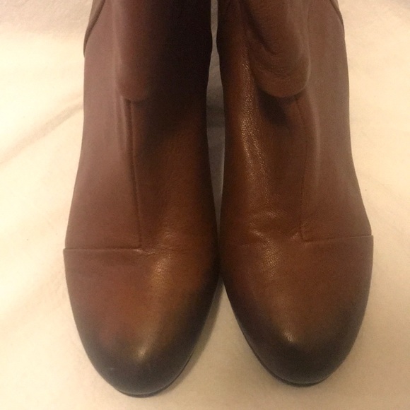 Vince Camuto Hadley Caramel Leather Heeled Bootie - Picture 3 of 6